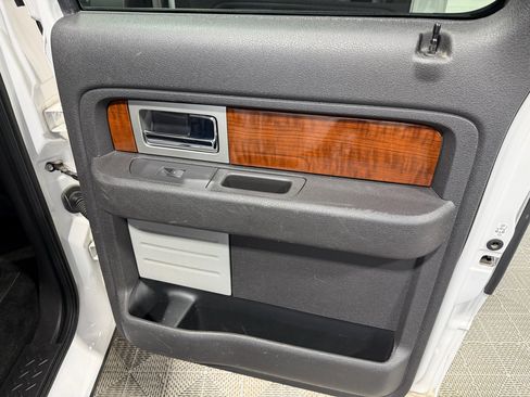 Used 2010 Ford F150 Lariat image 15