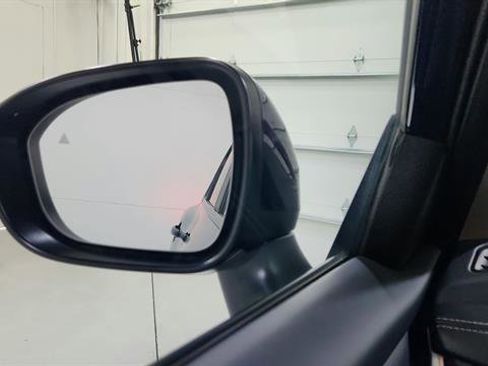 Certified 2025 Nissan Rogue SV image 12