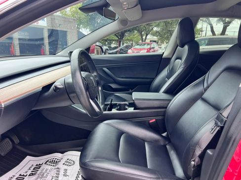 Used 2018 Tesla Model 3 Mid Range RWD image 11