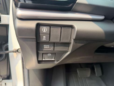 Used 2024 Acura RDX SH-AWD image 23