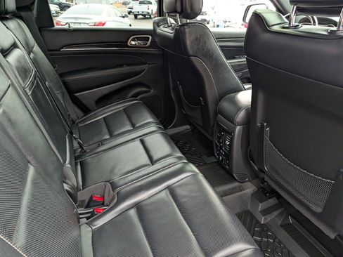 Used 2015 Jeep Grand Cherokee Overland image 23