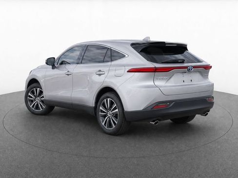 Used 2022 Toyota Venza LE AWD/4WD image 3