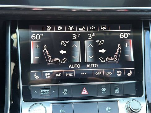 Used 2019 Audi Q8 Premium Plus w/ Premium Plus AWD/4WD image 14