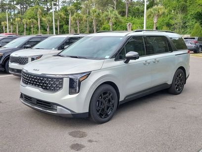 New 2026 Kia Carnival SX