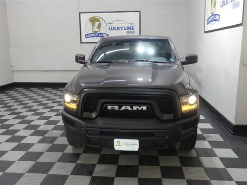 Used 2022 RAM 1500 Warlock AWD/4WD image 3