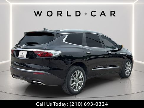 Used 2023 Buick Enclave Essence w/ Experience Buick Package FWD image 7