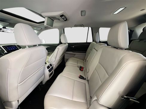 Used 2016 Honda Pilot EX-L image 23