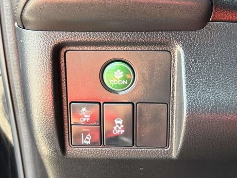 Used 2019 Honda HR-V Touring image 21