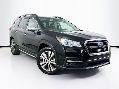 Used 2022 Subaru Ascent Touring image 1