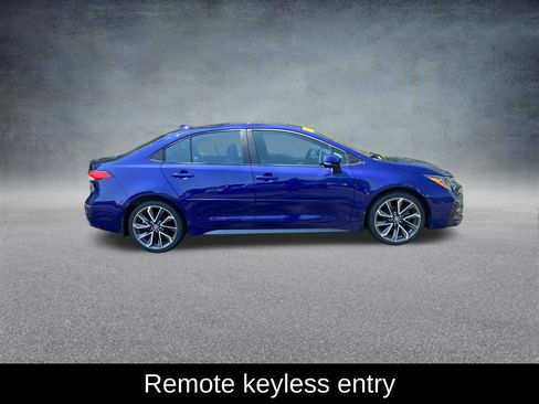 Used 2021 Toyota Corolla SE w/ SE Premium Package FWD image 8