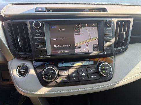 Used 2017 Toyota RAV4 Limited FWD image 15