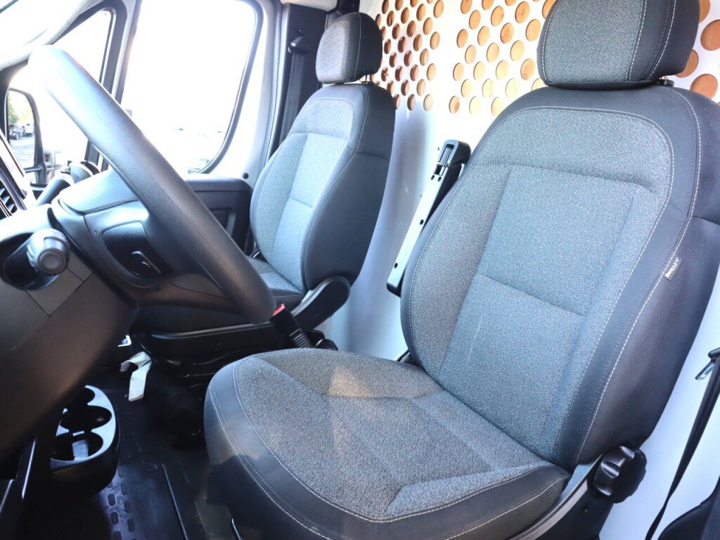 Used 2023 RAM ProMaster 2500 w/ Driver Convenience Group FWD image 28