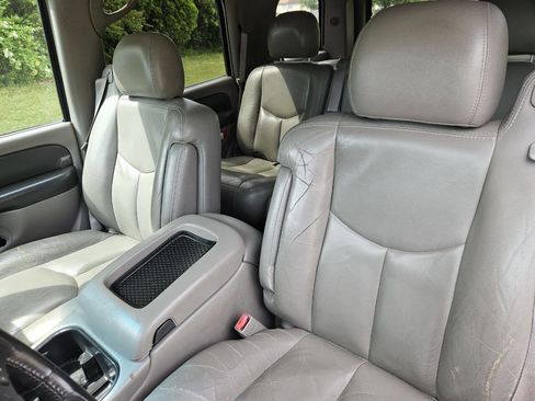 Used 2003 Chevrolet Tahoe Z71 AWD/4WD image 13