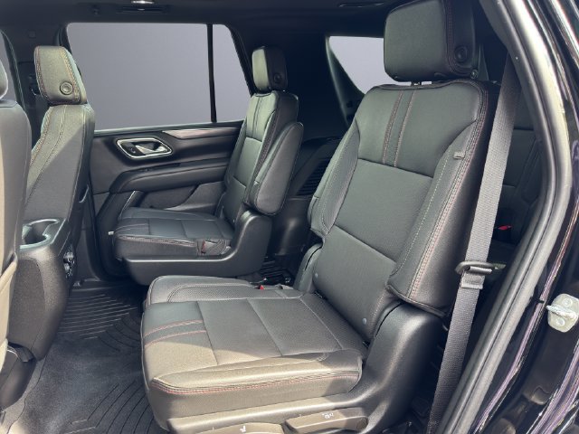 Used 2023 Chevrolet Tahoe RST w/ Luxury Package AWD/4WD image 21