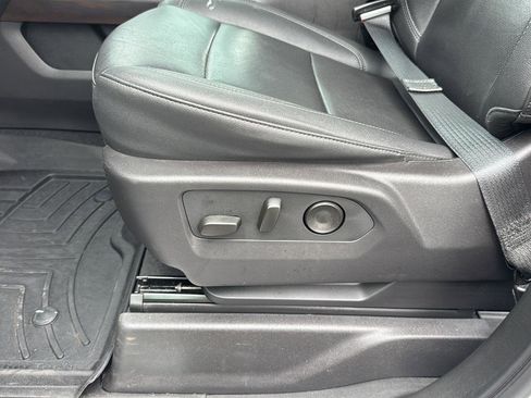 Used 2024 GMC Sierra 1500 SLT w/ SLT Premium Plus Package image 29