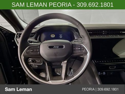 New 2026 Jeep Grand Cherokee Limited image 11