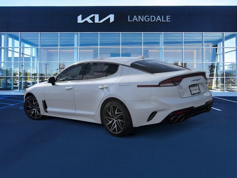 Used 2022 Kia Stinger GT-Line w/ Sun & Sound Package image 9