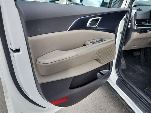 New 2026 Kia Carnival image 10