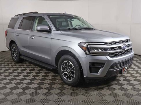 Used 2024 Ford Expedition XLT image 54