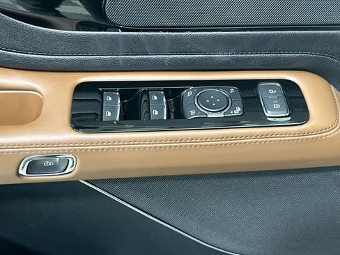 Used 2023 Lincoln Aviator Reserve w/ Elements Package Plus image 16