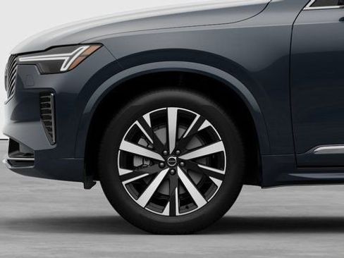 New 2026 Volvo XC90 B5 Core w/ Protection Package Premier AWD/4WD image 6