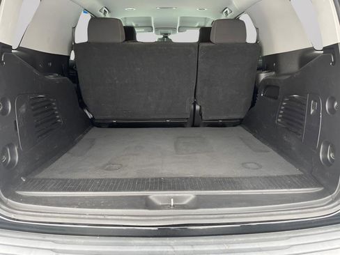 Used 2019 Chevrolet Tahoe LS image 12