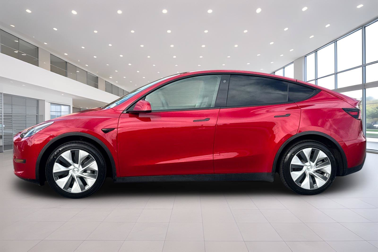 Used 2021 Tesla Model Y Long Range AWD/4WD image 7