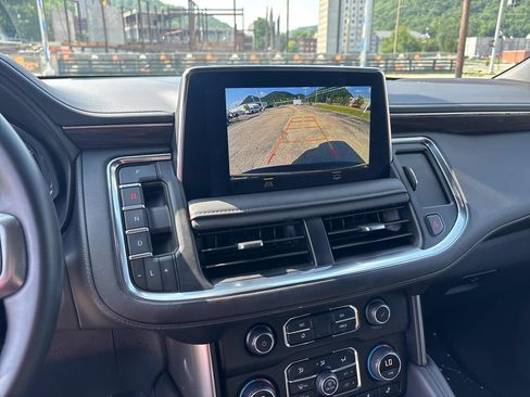 Used 2024 Chevrolet Tahoe LT AWD/4WD image 17