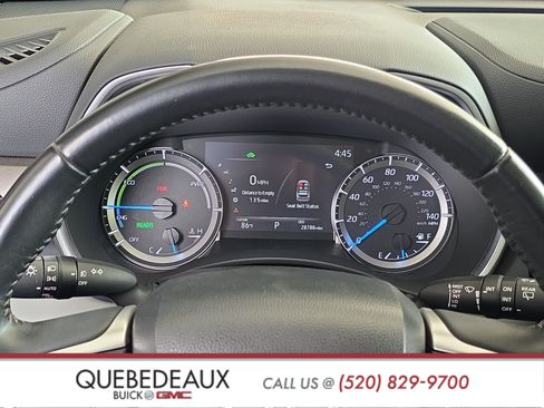 Used 2023 Toyota Highlander XLE FWD image 16