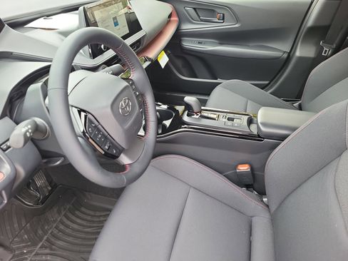 New 2026 Toyota Prius Plug-In Hybrid image 7