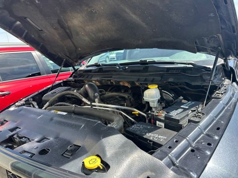 Used 2019 RAM 1500 Express w/ Express Value Package AWD/4WD image 34