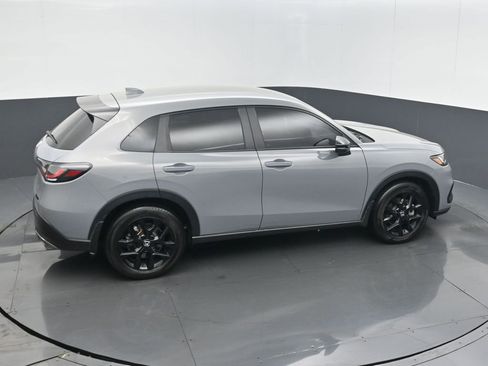 Certified 2025 Honda HR-V Sport image 24