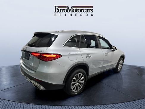 Used 2023 Mercedes-Benz GLC 300 4MATIC image 5