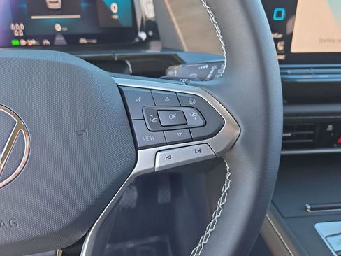 New 2026 Volkswagen Atlas SE image 19