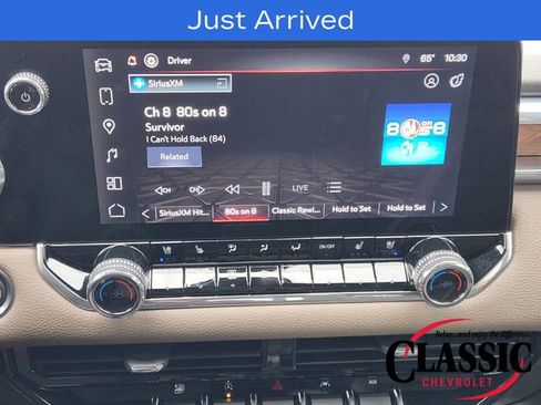 Used 2025 GMC Canyon Denali AWD/4WD image 7
