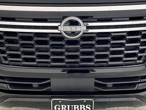 Used 2025 Nissan Armada SV image 36