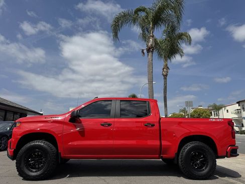 Used 2022 Chevrolet Silverado 1500 Custom w/ LPO, Blackout Package image 2