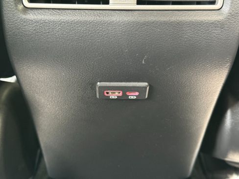 Used 2022 Nissan Maxima SV w/ Floor Mat Group FWD image 30