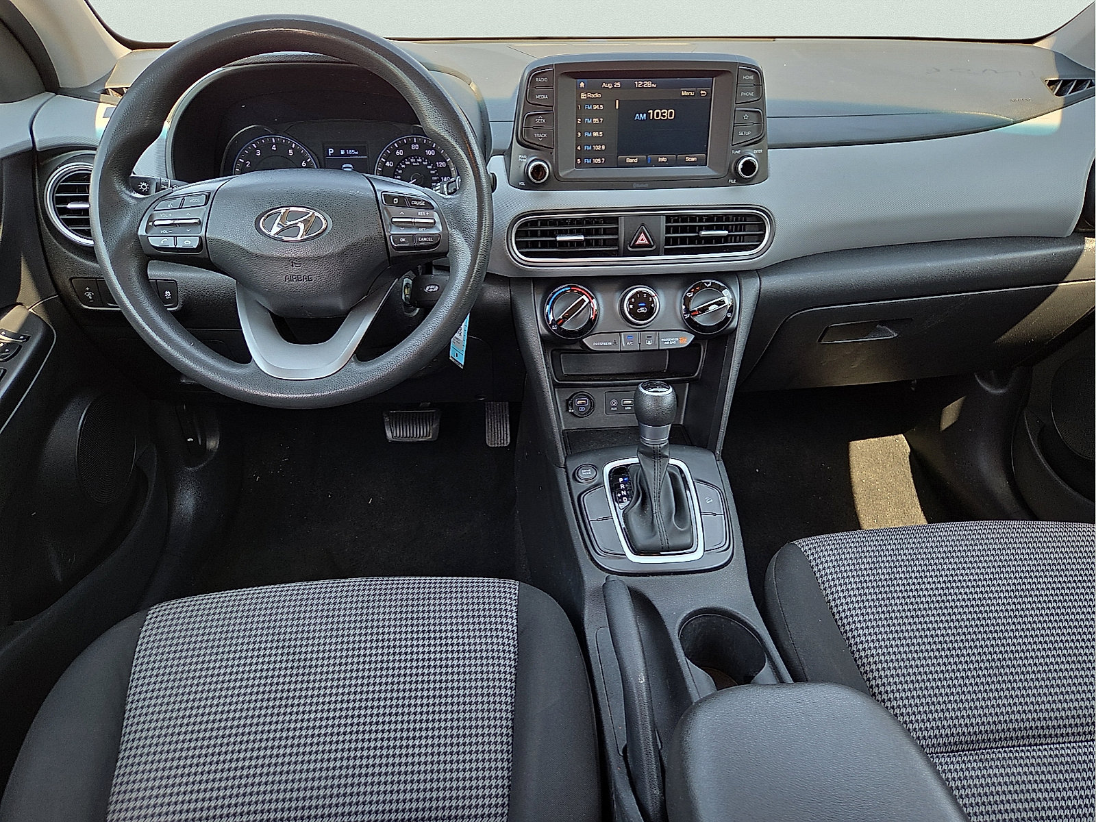Used 2020 Hyundai Kona SE FWD image 11