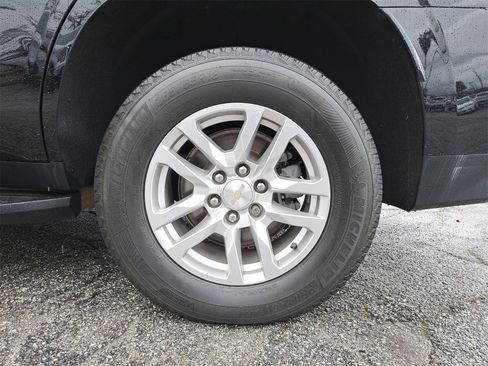 Used 2022 Chevrolet Tahoe LT w/ Luxury Package image 7