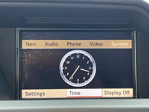 Used 2011 Mercedes-Benz GLK 350 4MATIC image 26