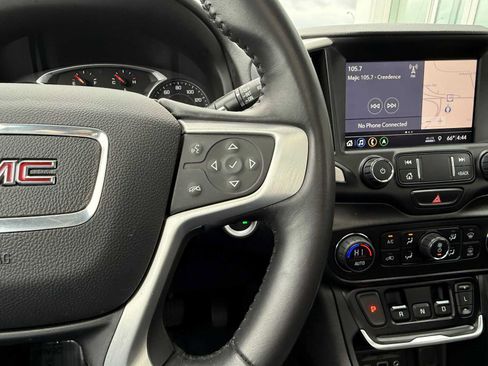 Used 2021 GMC Terrain SLE w/ Driver Convenience Package AWD/4WD image 22