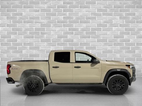 Certified 2024 Chevrolet Colorado Trail Boss w/ Advanced Trailering Package image 8