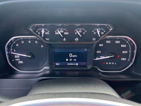 Used 2019 GMC Sierra 1500 SLE w/ SLE Value Package image 31