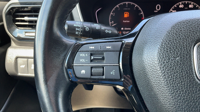 Used 2025 Honda Pilot EX-L image 12