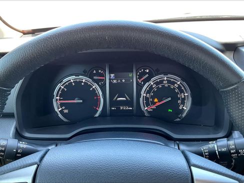 Used 2024 Toyota 4Runner Limited AWD/4WD image 17