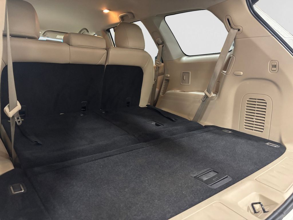 Used 2016 Nissan Pathfinder SL w/ SL Tech Package AWD/4WD image 46