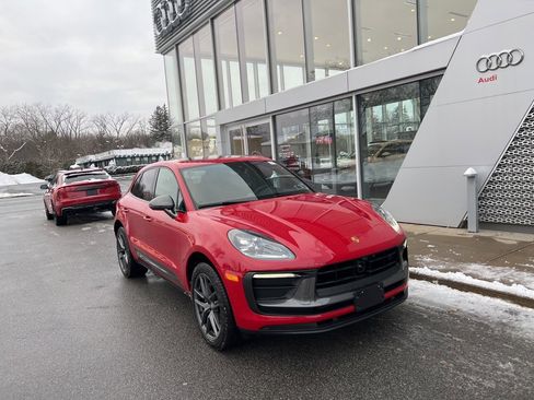 Used 2025 Porsche Macan Turbo image 5