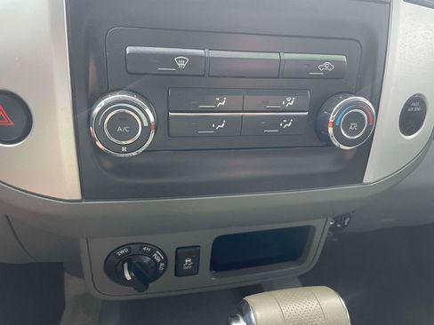 Used 2018 Nissan Frontier SV AWD/4WD image 17