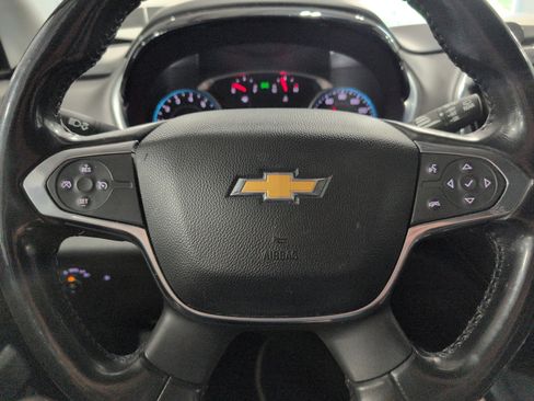 Used 2019 Chevrolet Traverse LT image 11